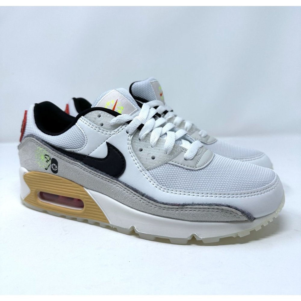 Nike Air Max 90 SE Swoosh Fiber White DV3335-100  NEW - Picture 3 of 7
